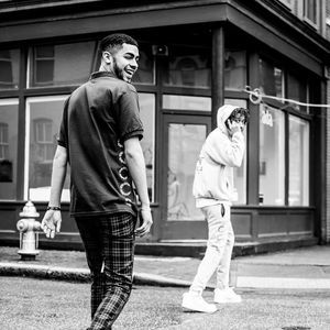 Meet your Posher, Max